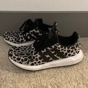 Adidas swift run shoe leopard size women’s 8.5